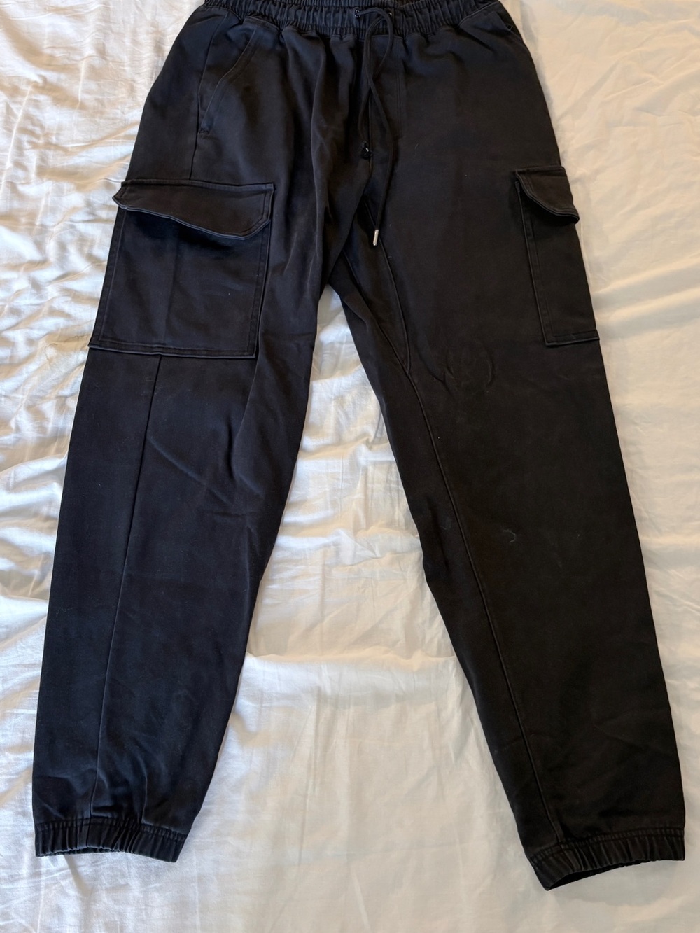 ALO Yoga Black Cargo Joggers for Men